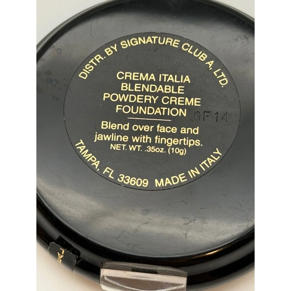 Signature Club A Crema Italia Blendable Powder Creme Foundation .35oz Italy NWOB
